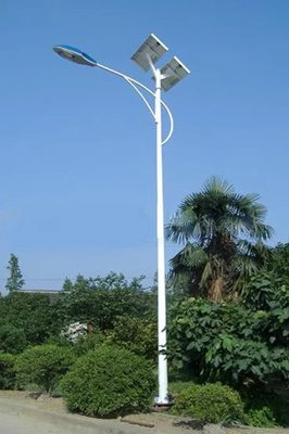 福州台江6米30w太阳能路灯性能好价格低太阳能灯具厂